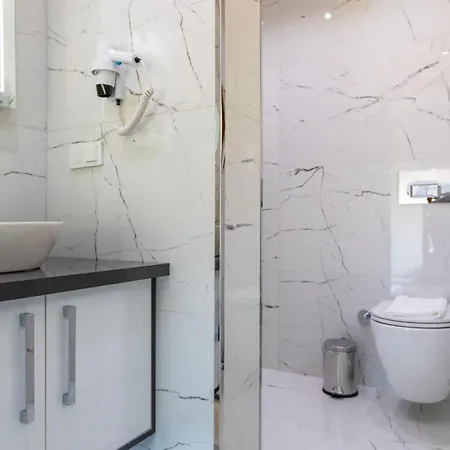 וילה 4 Bedroom קלקן