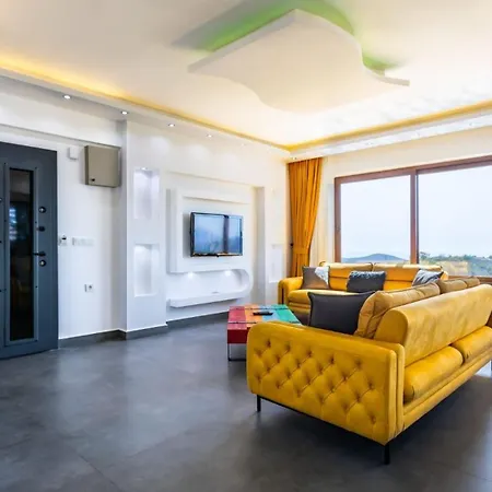 4 Bedroom וילה *