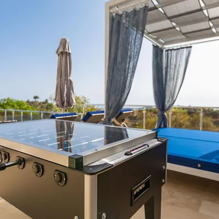 4 Bedroom - 6532 Villa *