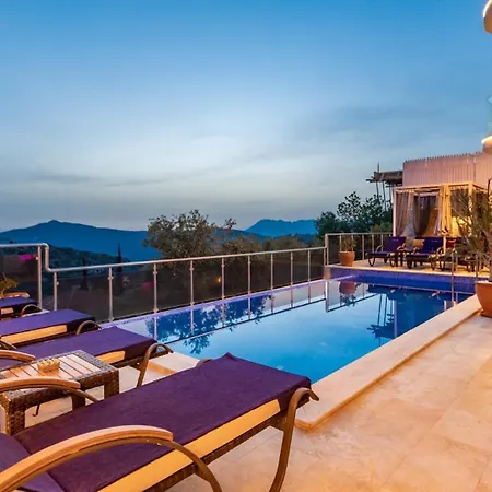Villa 4 Bedroom - 6532 Kalkan