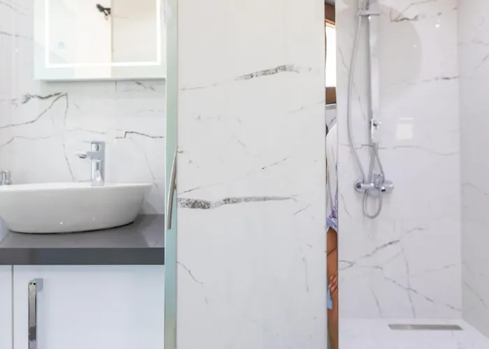 Villa 4 Bedroom - 6532