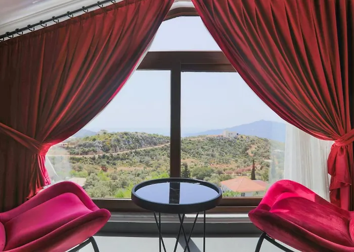 4 Bedroom - 6532 Villa *