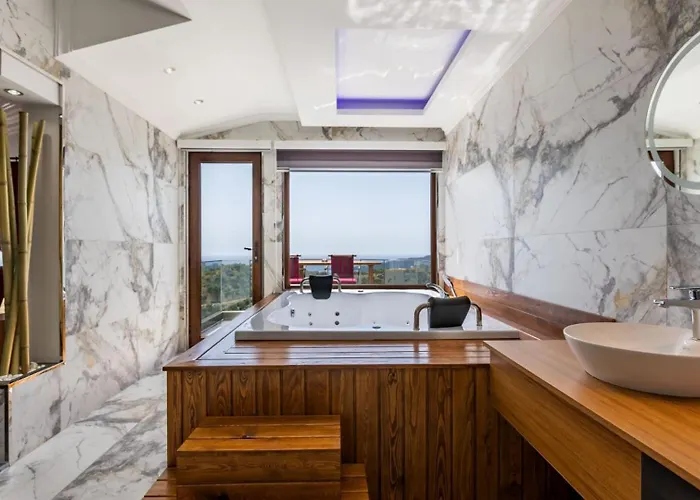 Villa 4 Bedroom - 6532