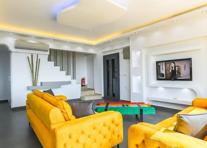 4 Bedroom - 6532 Villa Kalkan