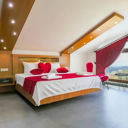 4 Bedroom * Καλκάν