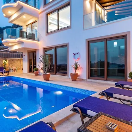 4 Bedroom